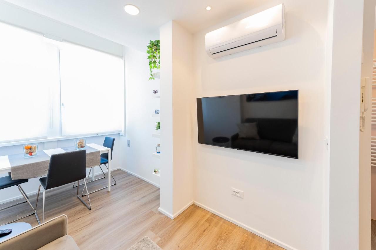 Piazza Salotto & Stazione Comfy Apartment Πεσκάρα Εξωτερικό φωτογραφία