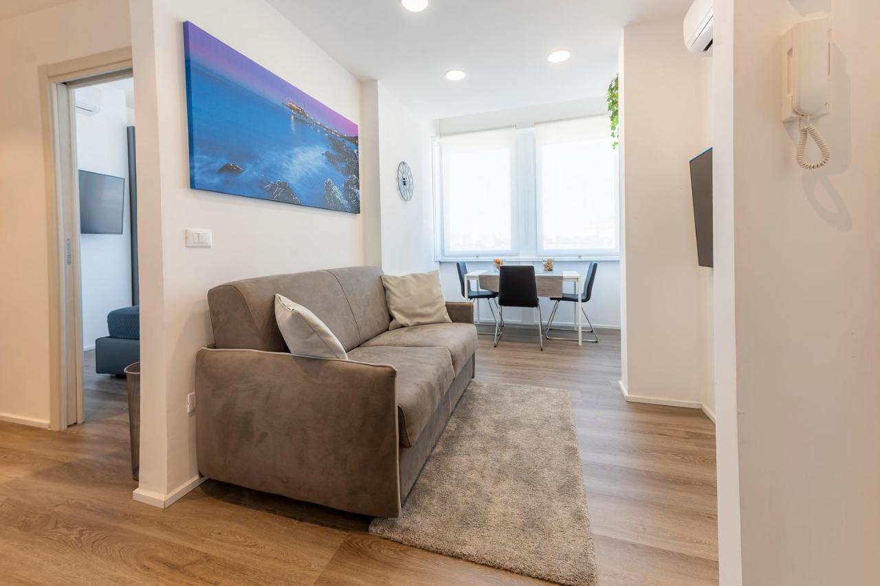 Piazza Salotto & Stazione Comfy Apartment Πεσκάρα Εξωτερικό φωτογραφία